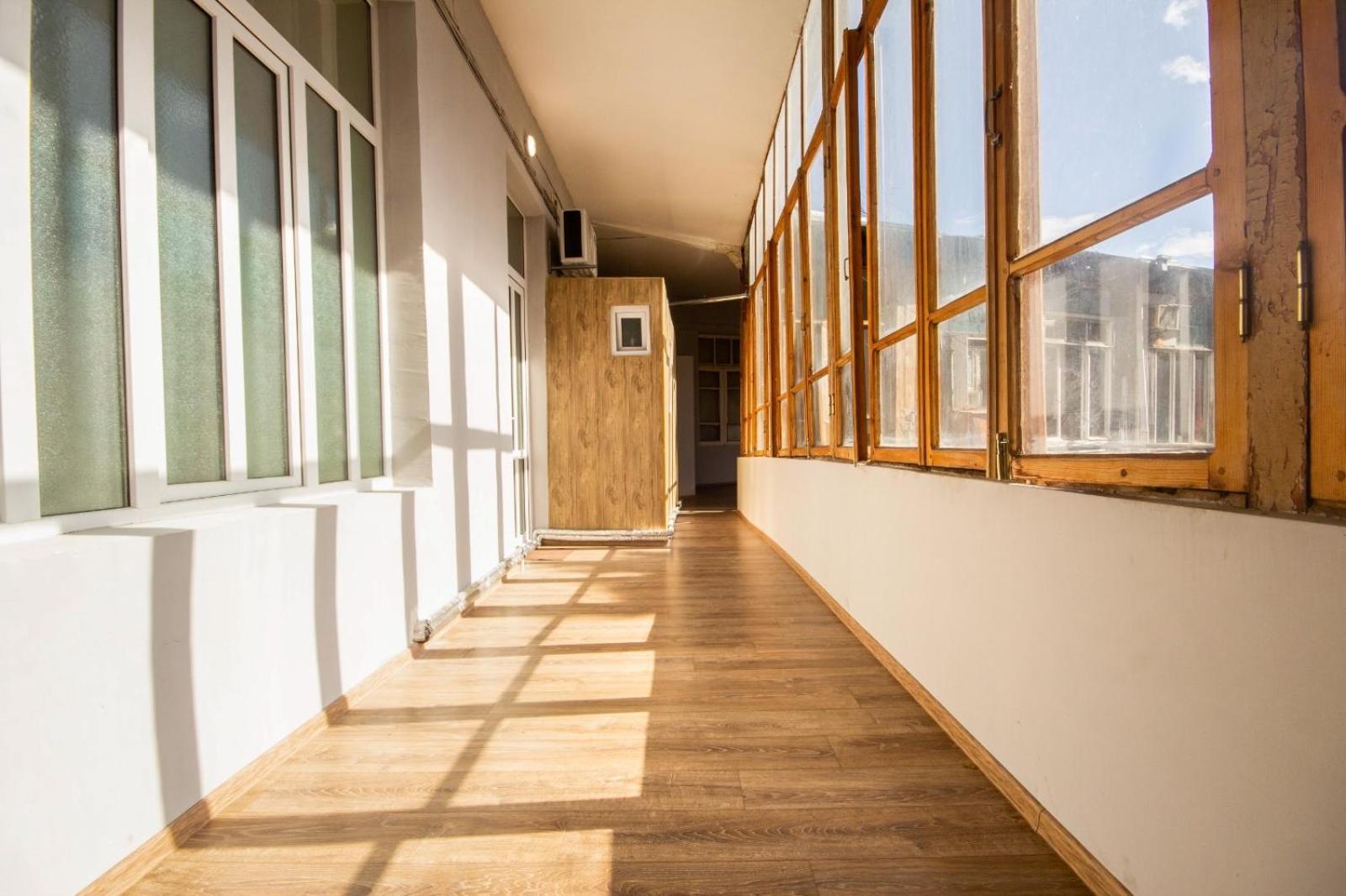 Center Apartment 3 Rooms 第比利斯 外观 照片