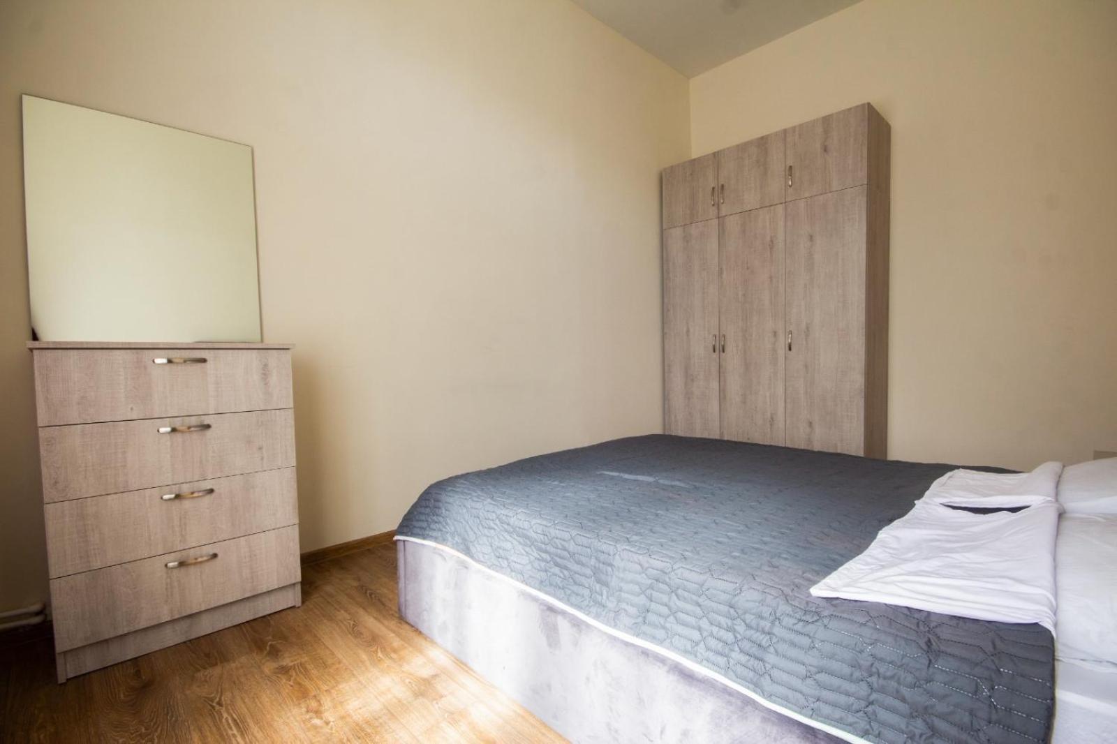 Center Apartment 3 Rooms 第比利斯 外观 照片